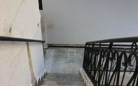 Loue F4 bureau Hydra