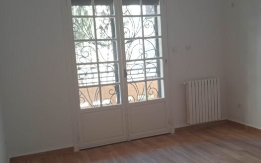 Loue F5 niveau de villa